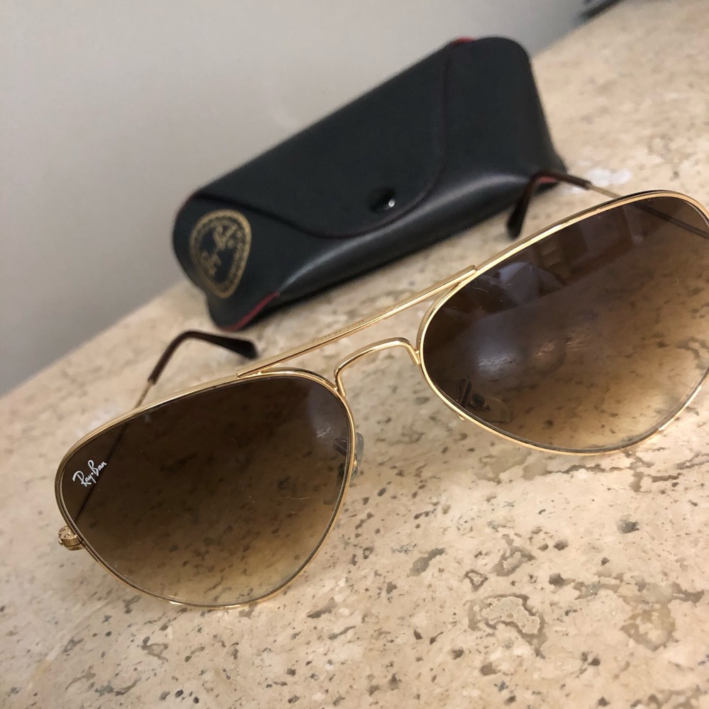 Authentic ray ban aviator sunglasses